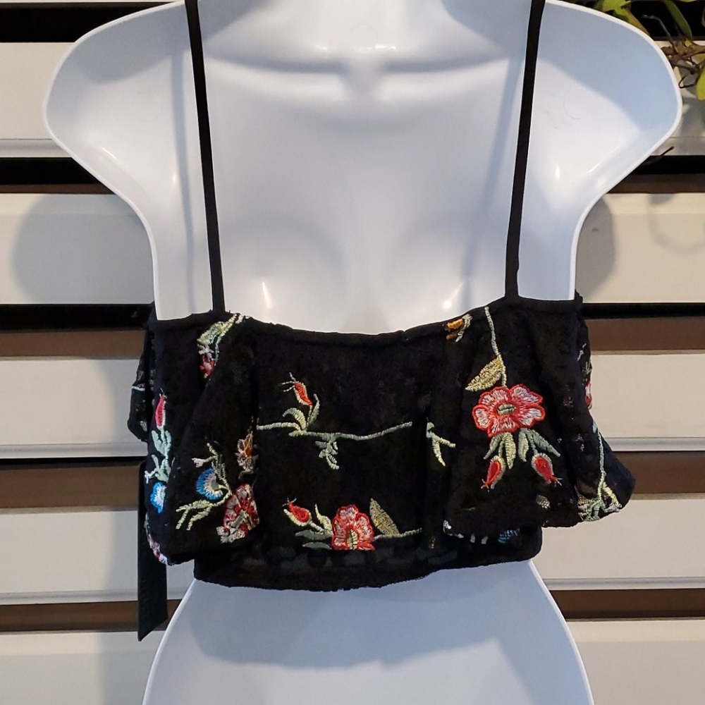NWT. ELLI WHITE crop. #1252 - Picture 6 of 8
